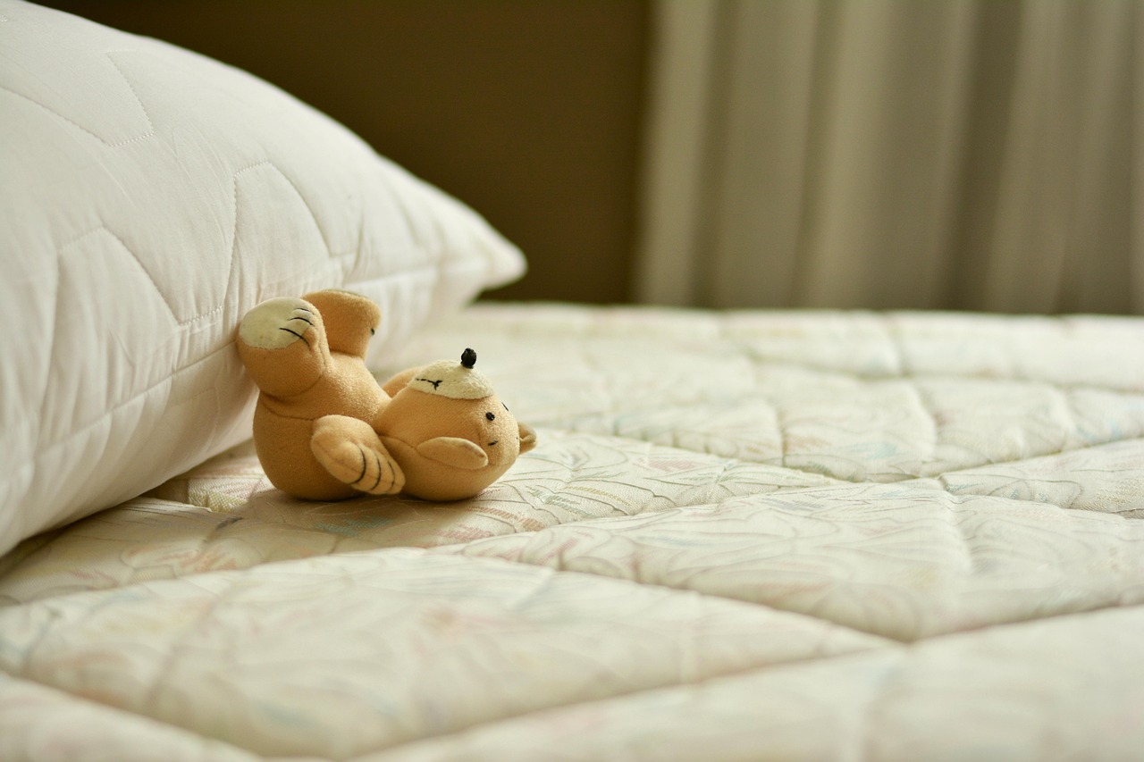 横向きに寝る時に最適な膝枕のおすすめは？